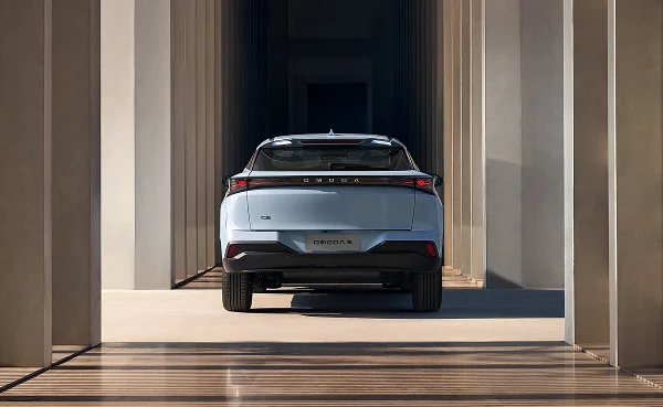 OMODA C7